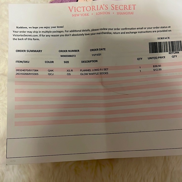 Glow waffle socks from Victoria’s Secret brand new - Picture 2 of 2